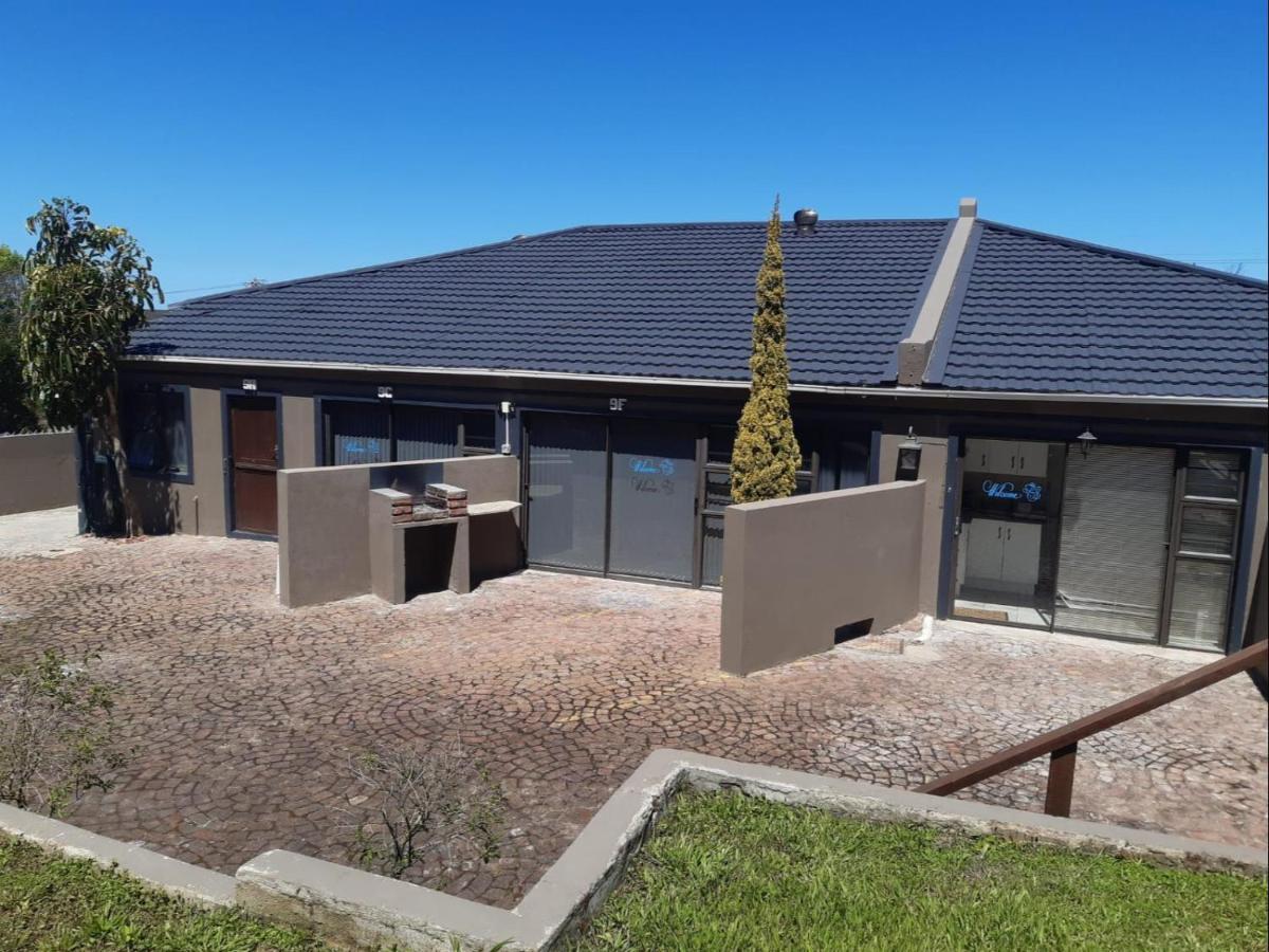 Cbs Accommodation Mossel Bay Exterior foto